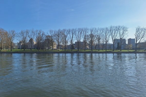 Bel appartement 3 chambres situé Quai de Rome avec vue Meuse 